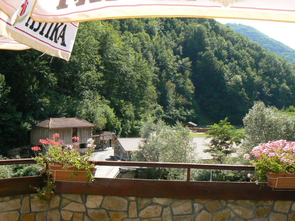 Fisherman'S Hut Family Hotel Beden Экстерьер фото
