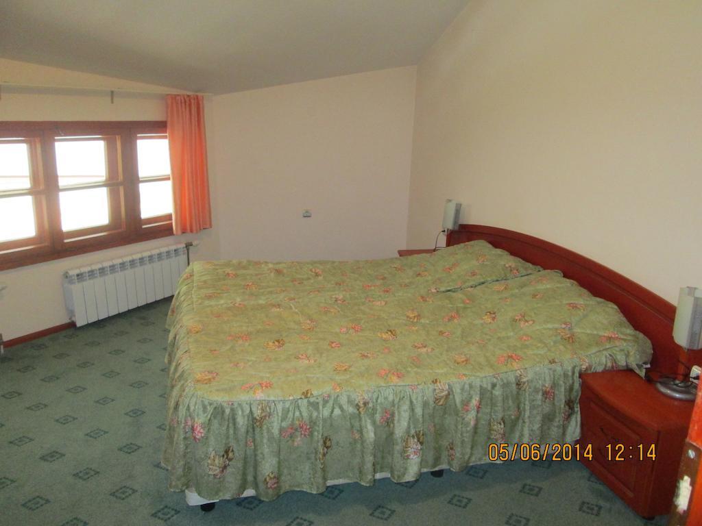 Fisherman'S Hut Family Hotel Beden Номер фото